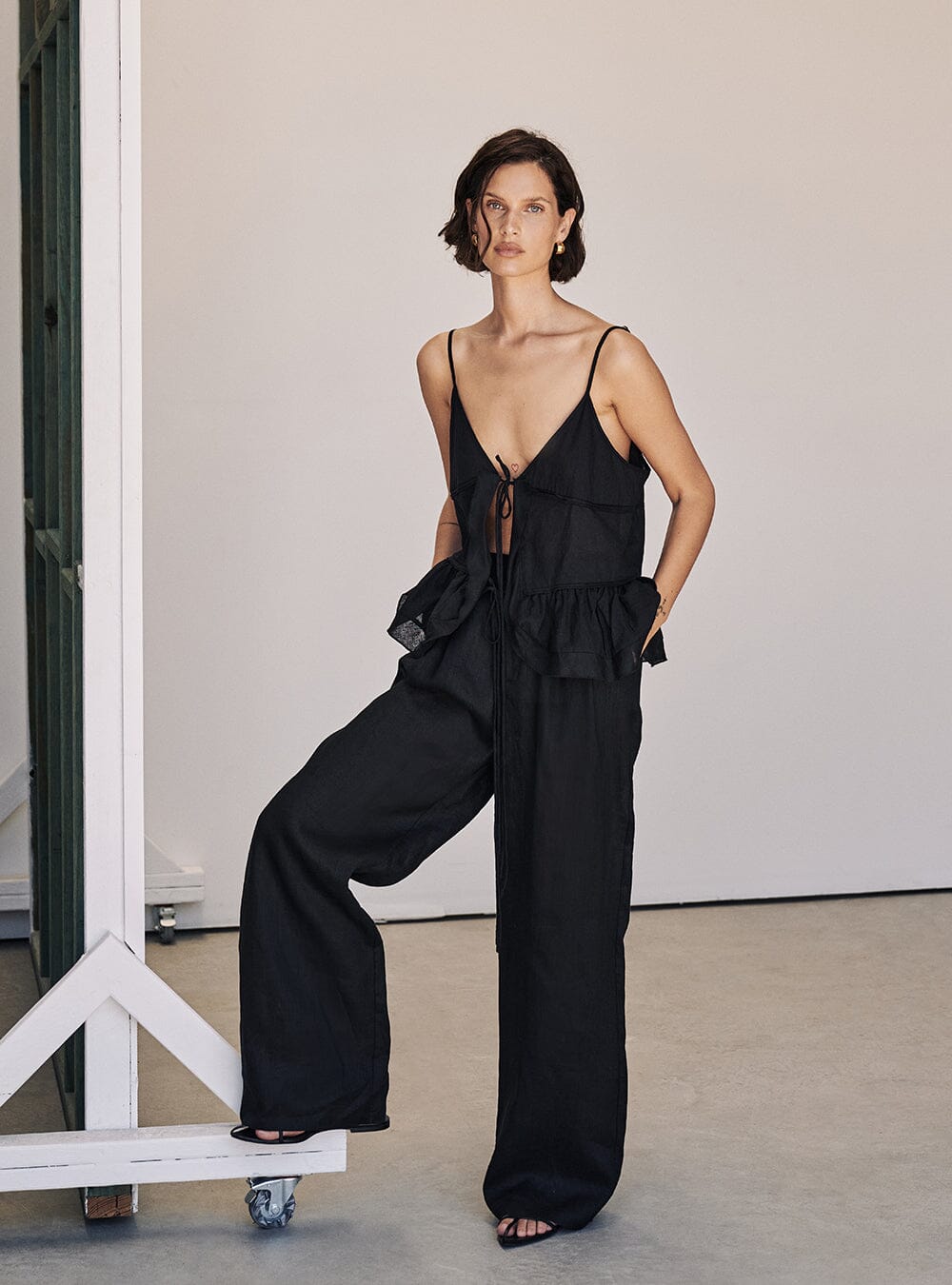 MIMI BLACK LINEN TIE FRONT TOP Clothing DISSH Boutiques 8 BLACK