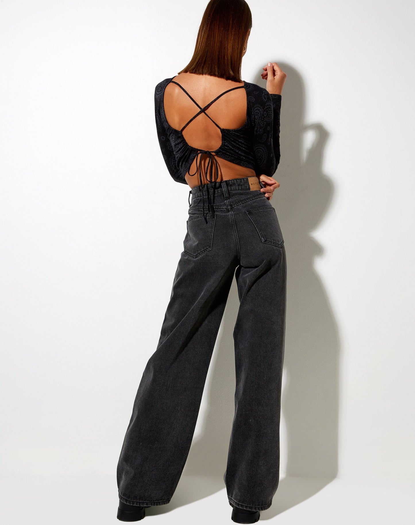 Lali Crop Top in Persian Night Black